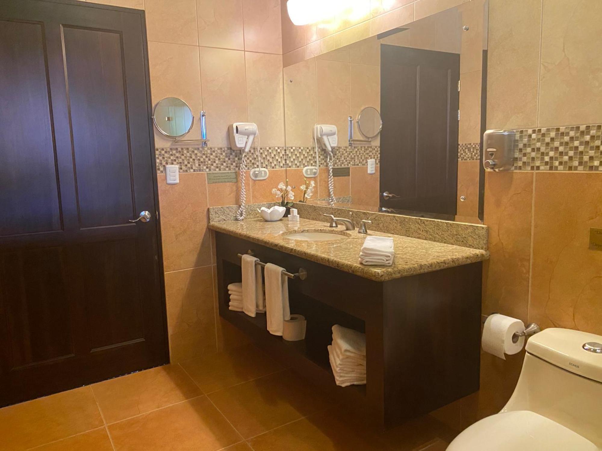 Hotel Boutique Casona Del Cafetal And Lakeside Restaurant Cachí المظهر الخارجي الصورة