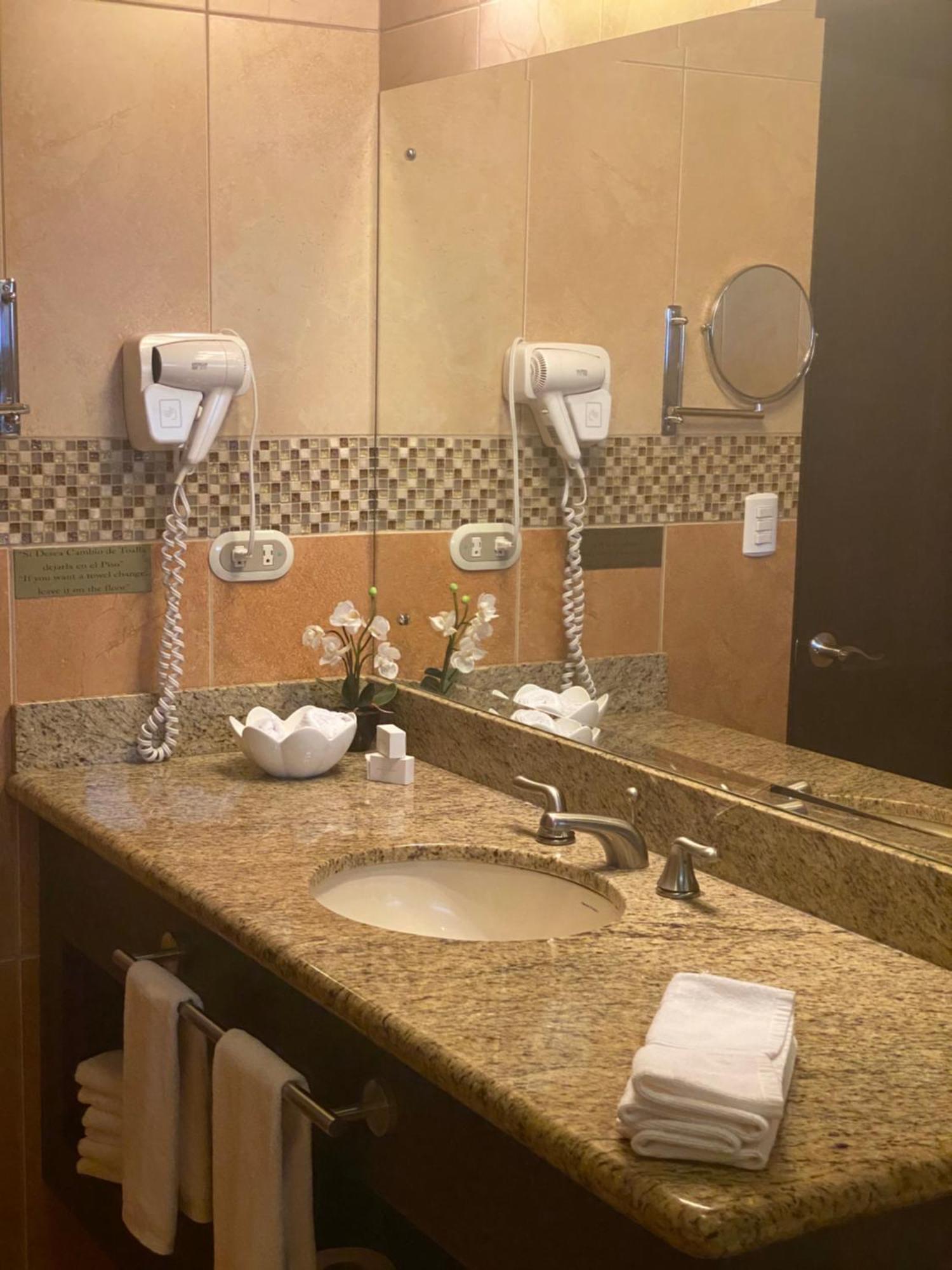 Hotel Boutique Casona Del Cafetal And Lakeside Restaurant Cachí المظهر الخارجي الصورة